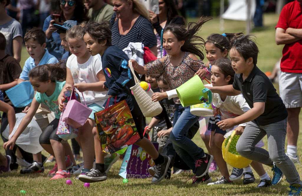 Rotary Club hosts egg hunt other Easter fun for the community – Orange County Register