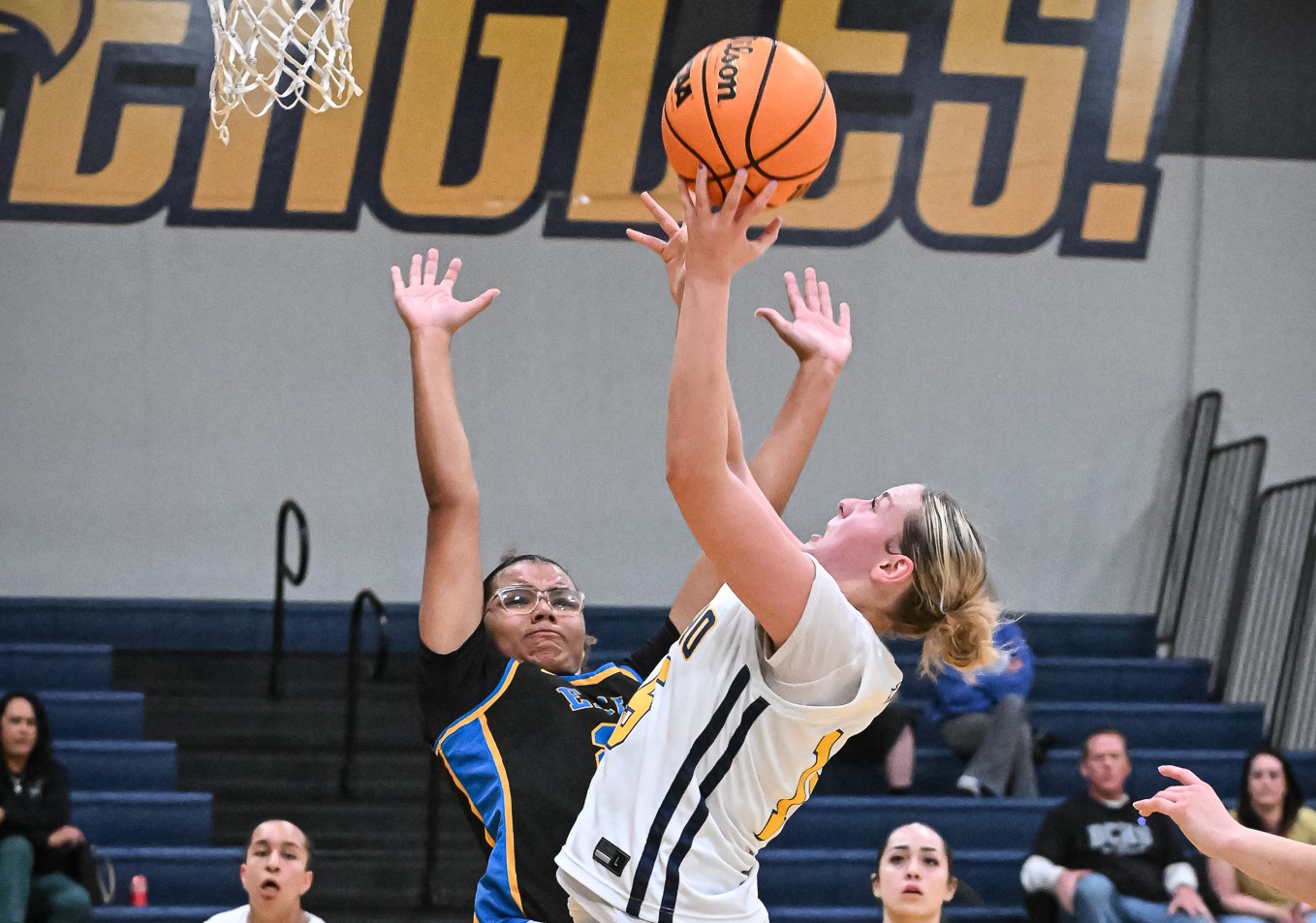 Rancho Christian Eagles dominate CIF State opener with 102-50 victory over Bakersfield Christian