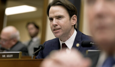 Republican Kevin Kiley seeks reelection in Sacramento suburbs