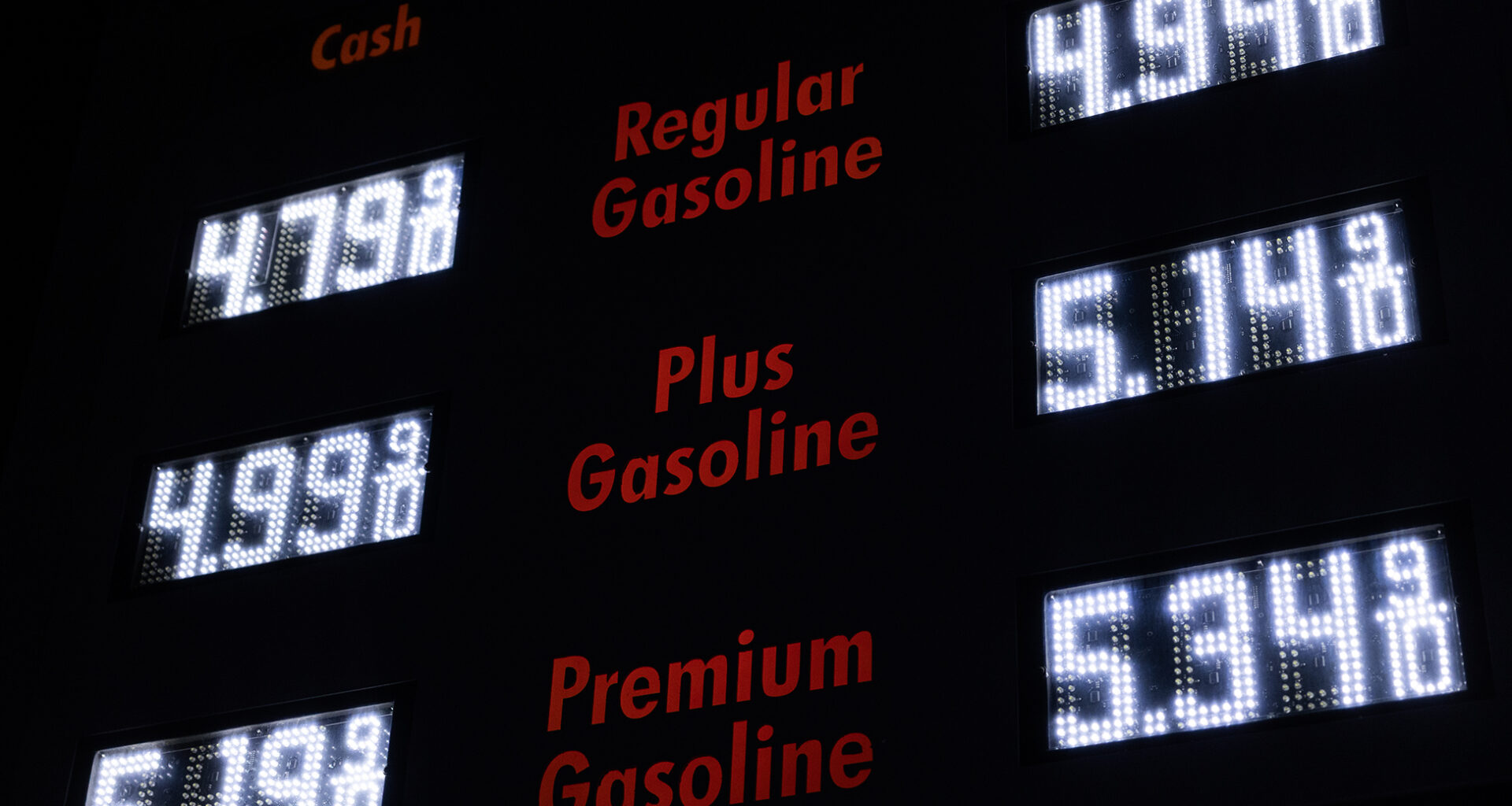 CA carbon emission rules prompt new war of words