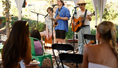 Lavender, lemonade and laughs mark Oakland campus' Farm Fest