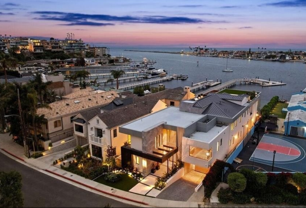 Homes With A View: Top 2025 Sales Go for $17.1M to $42M