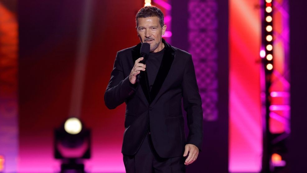 SEVILLE, SPAIN - NOVEMBER 16: Antonio Banderas speaks onstage during The 24th Annual Latin Grammy Awards on November 16, 2023 in Seville, Spain. (Photo by Kevin Winter/Getty Images for Latin Recording Academy)