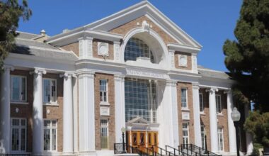 Fresno High School student collapses in gym class and dies