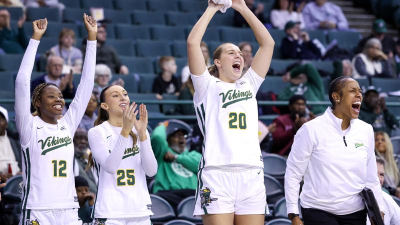 Cleveland State Women’s Basketball Earns 73-59 Victory Over Oakland On Senior Day