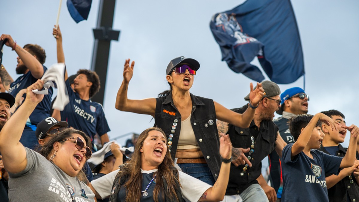 San Diego photographer documents SDFC fans, not the game