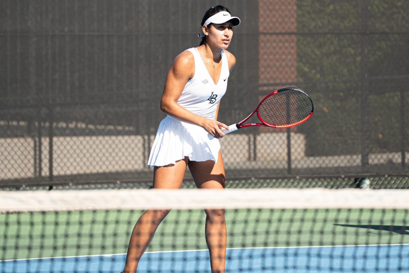 Long Beach State Falls 5-2 At Hawai'i