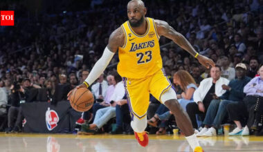 Is LeBron James playing tonight vs the Sacramento Kings? Latest update on the Los Angeles Lakers star's injury report (March 1, 2026) | NBA News