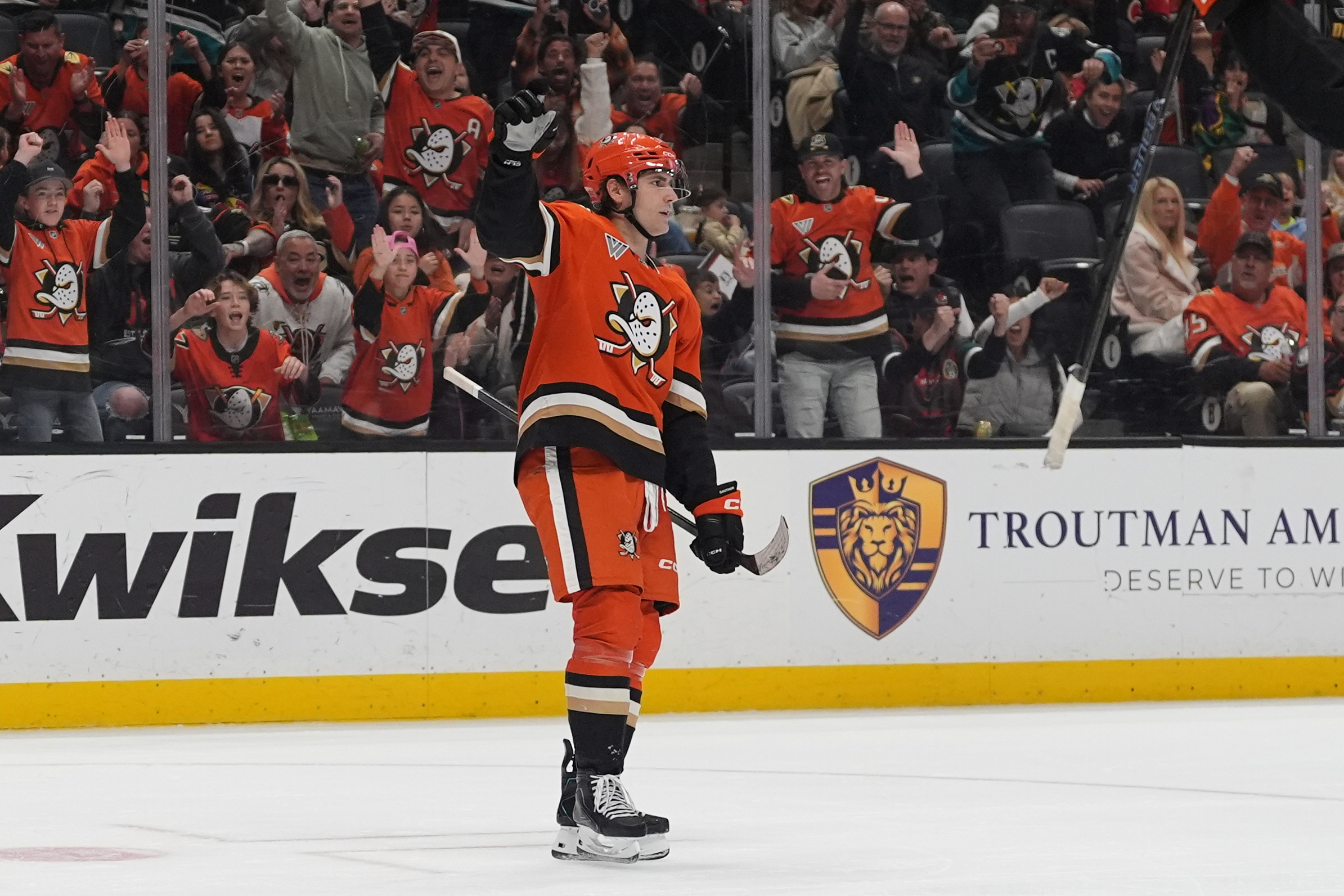 Ducks left wing Cutter Gauthier celebrates his goal during the...