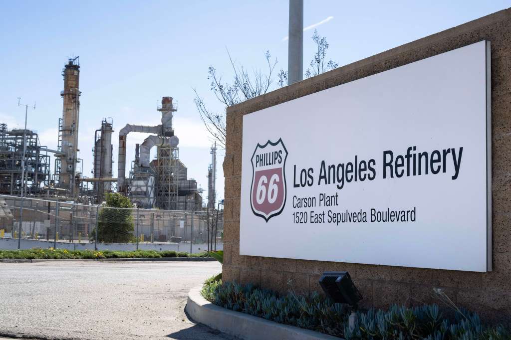 As oil industry in California wanes, what will become of shuttered refineries? – San Gabriel Valley Tribune
