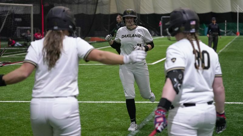 Softball Suffers Pair of Close Losses to Memphis