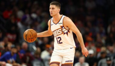 Phoenix Suns Sacramento Kings Collin Gillespie Devin Booker return Suns Kings final score