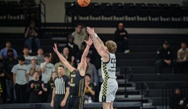 Robinson Nets 10 Three-Pointers as Oakland Falls in #HLMBB First-Round Game