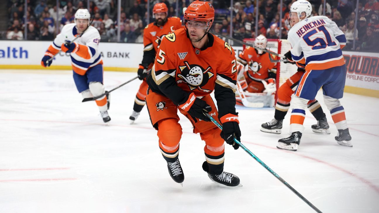 Ducks, Ryan Poehling agree to four-year, $15 million extension