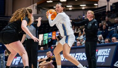 Women’s Basketball Wins Gritty Contest Against Beach; Set Up Top Two Matchup On Saturday