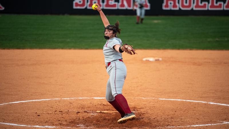 Softball pushes win streak to 10 with sweep of California (PA)