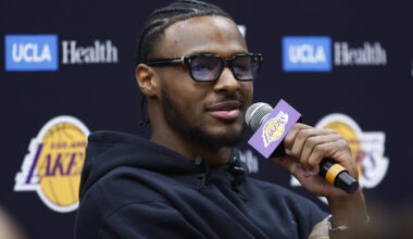 Los Angeles Lakers Announce Roster Move Before Timberwolves