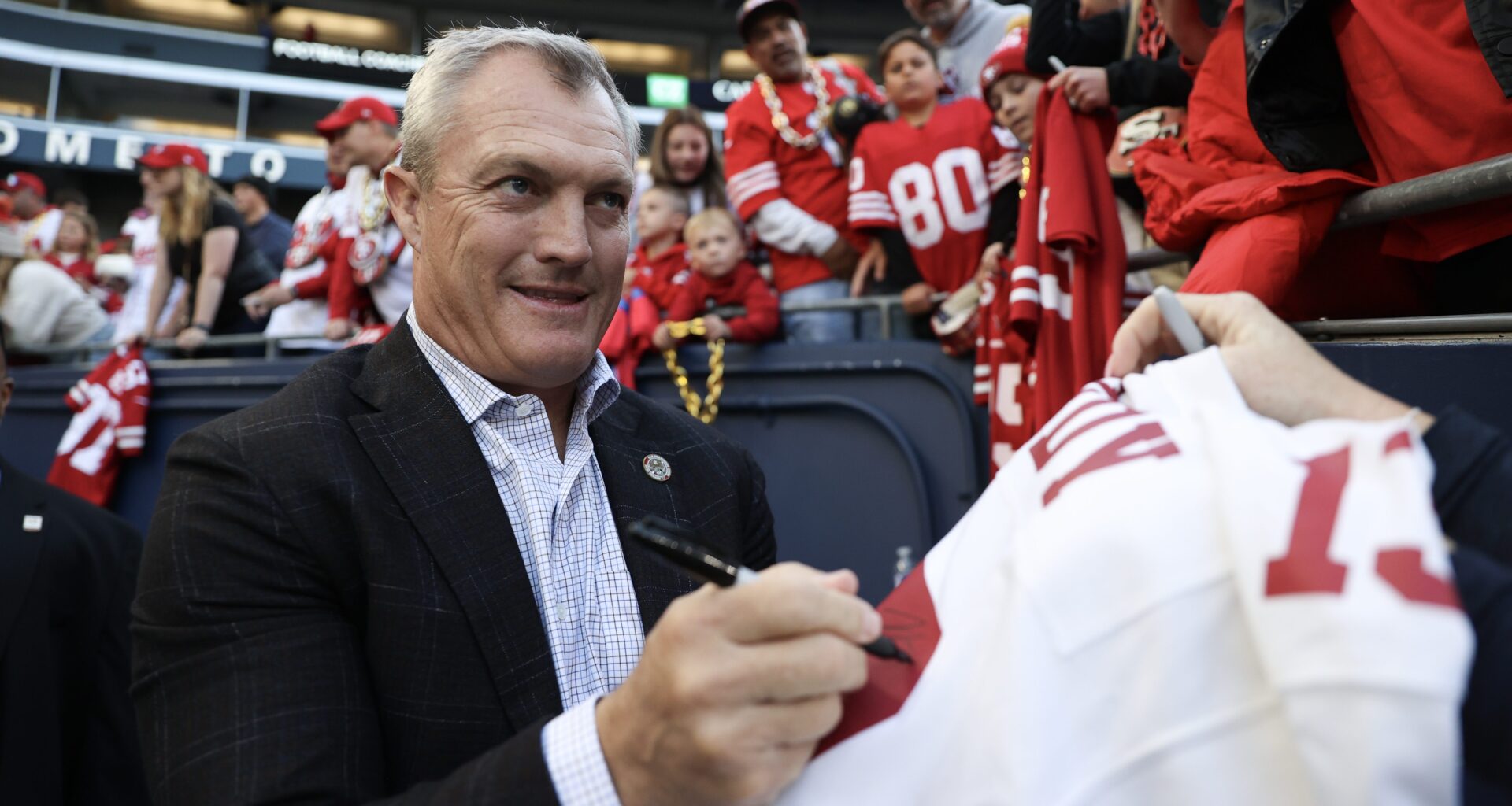 San Francisco 49ers Trade Idea Would Land Two-Time Pro Bowler