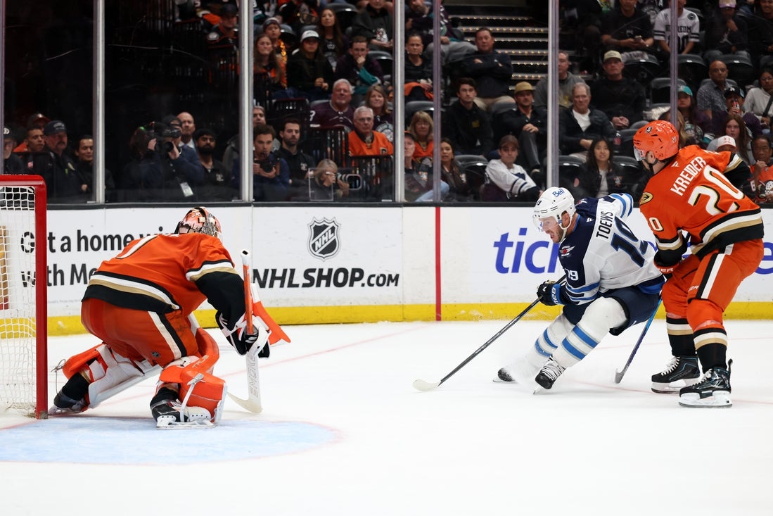 Jets seek payback vs. Ducks after overtime loss in Anaheim