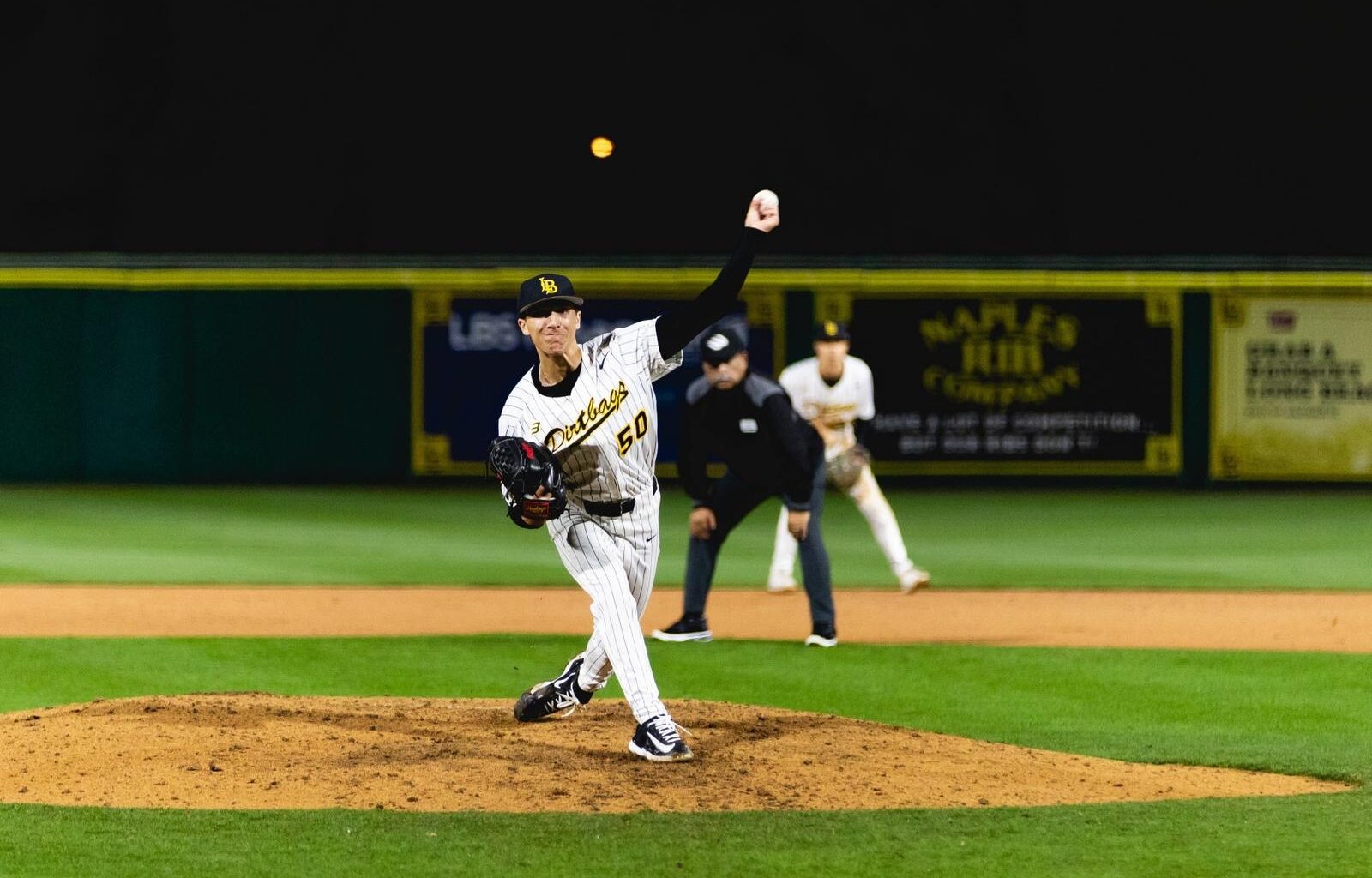 Gason Gerfers pitching