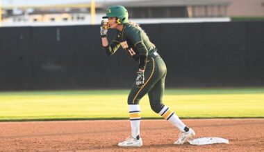 NDSU Softball Tops Long Beach State 5-2