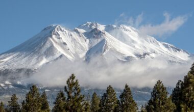 Shasta is a beginner's big mountain