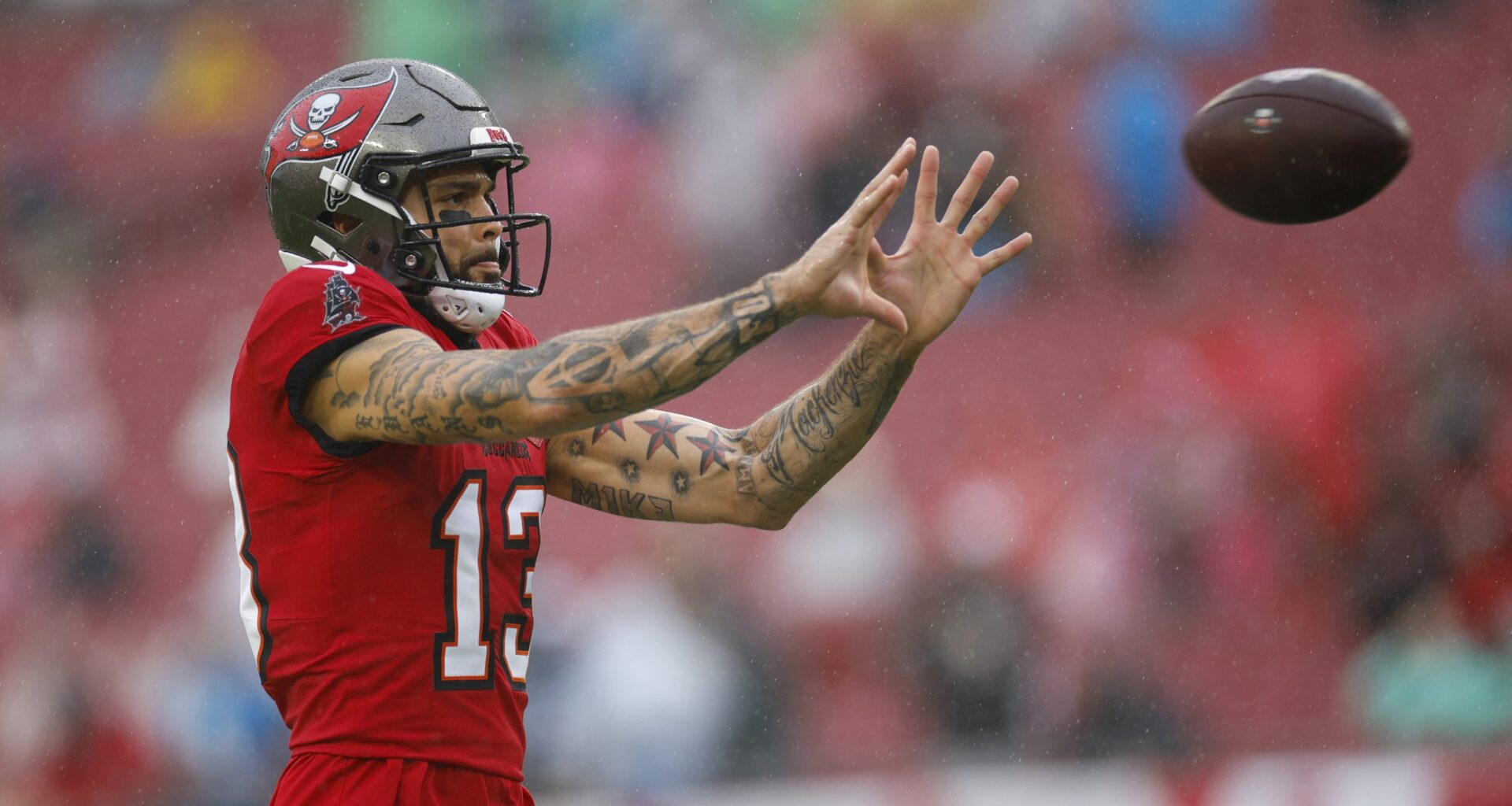 Mike Evans leaving Bucs after 12 years, heading to San Francisco 49ers: Reports