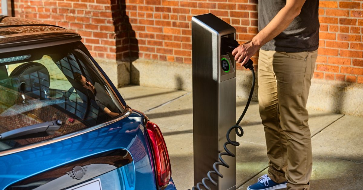 San Francisco moves to install curbside EV chargers on city streets