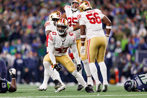 San Francisco 49ers DE Picks Strange Business Venture To Give Up Career At 27