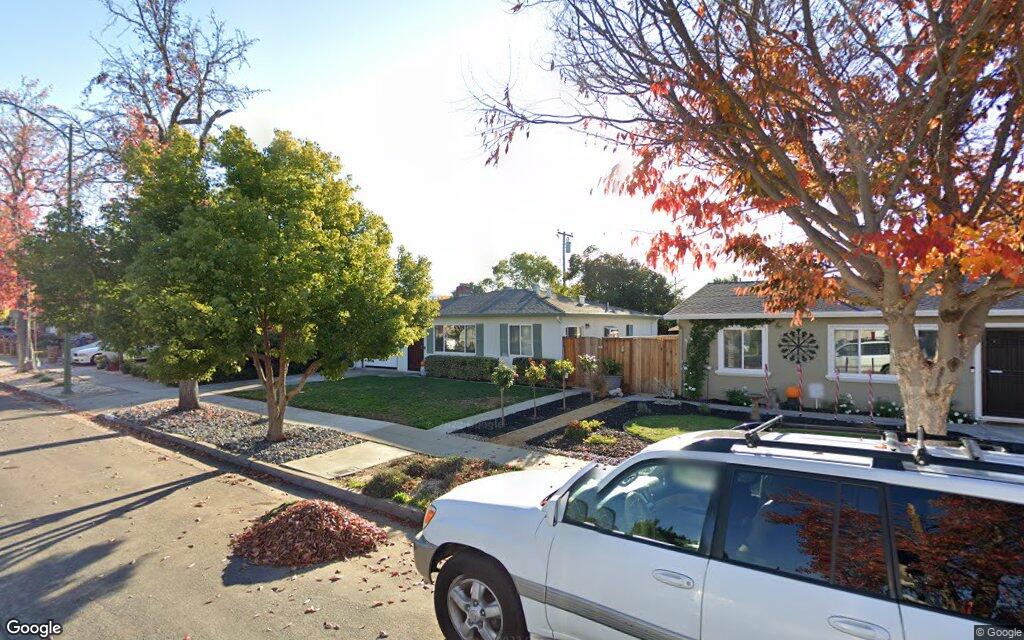 Irlanda Wy. 3129 - Google Street View