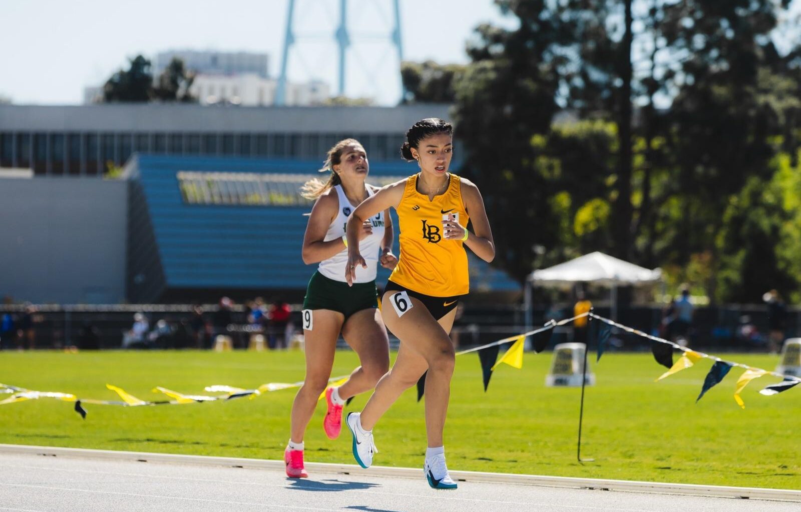 Beach Closes Ben Brown Invitational With School Record and Many Personal Bests