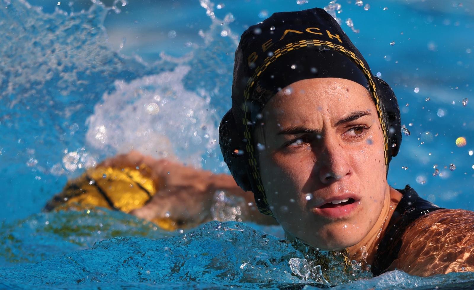 Strong Second Half Leads The Beach Past UCSD On The Road, 19-11