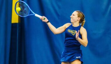 Niewiadomska Picks Up Singles Win in Sacramento