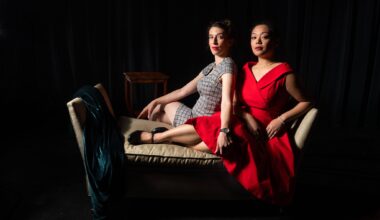 Delicious dialogue, purred threats in City Lights’ ‘Dial M for Murder’