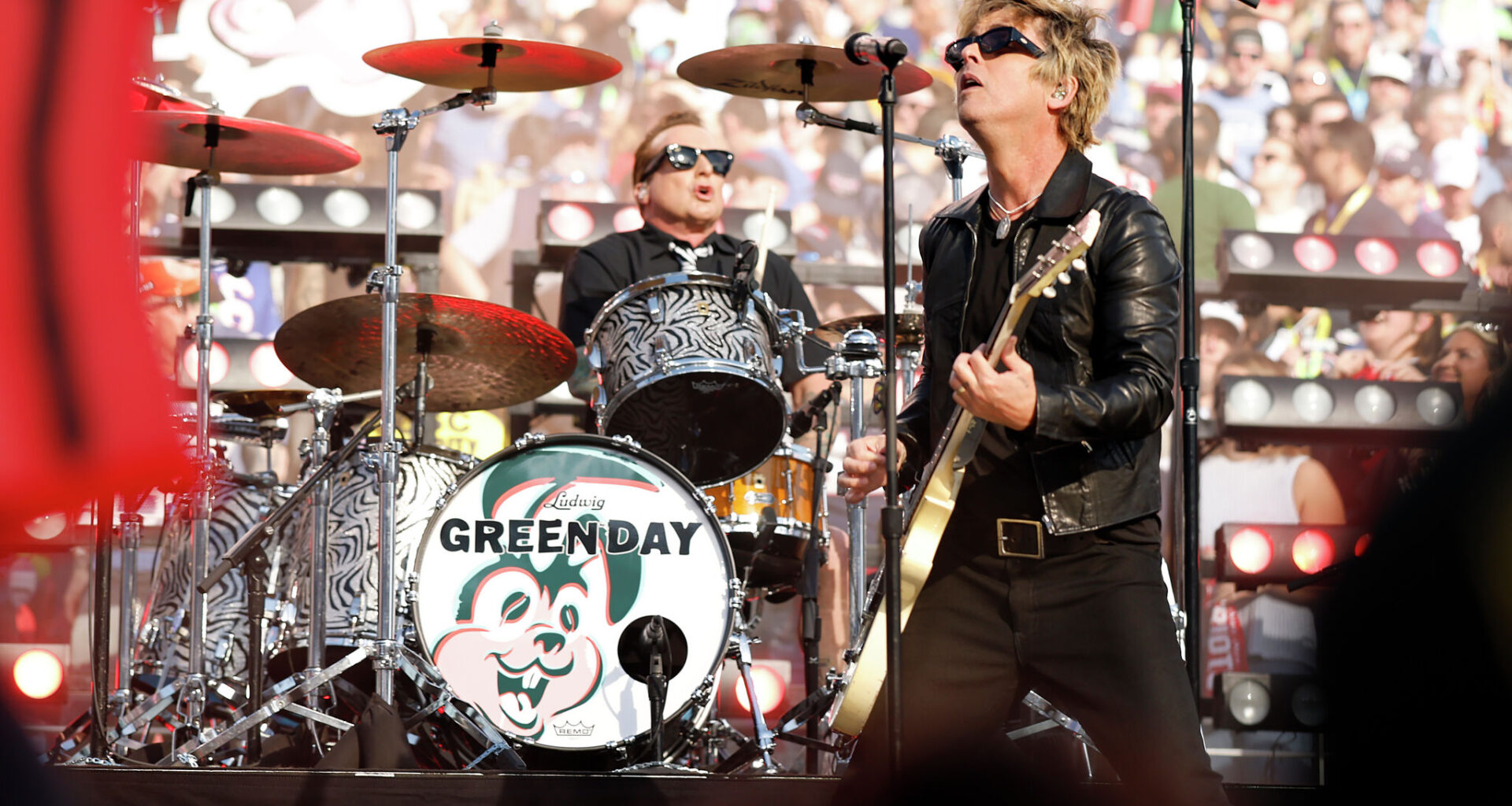 Billie Joe Armstrong to perform at Oakland benefit concert