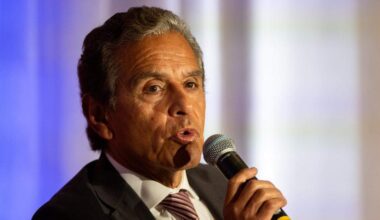 California labor federation backs four governor candidates