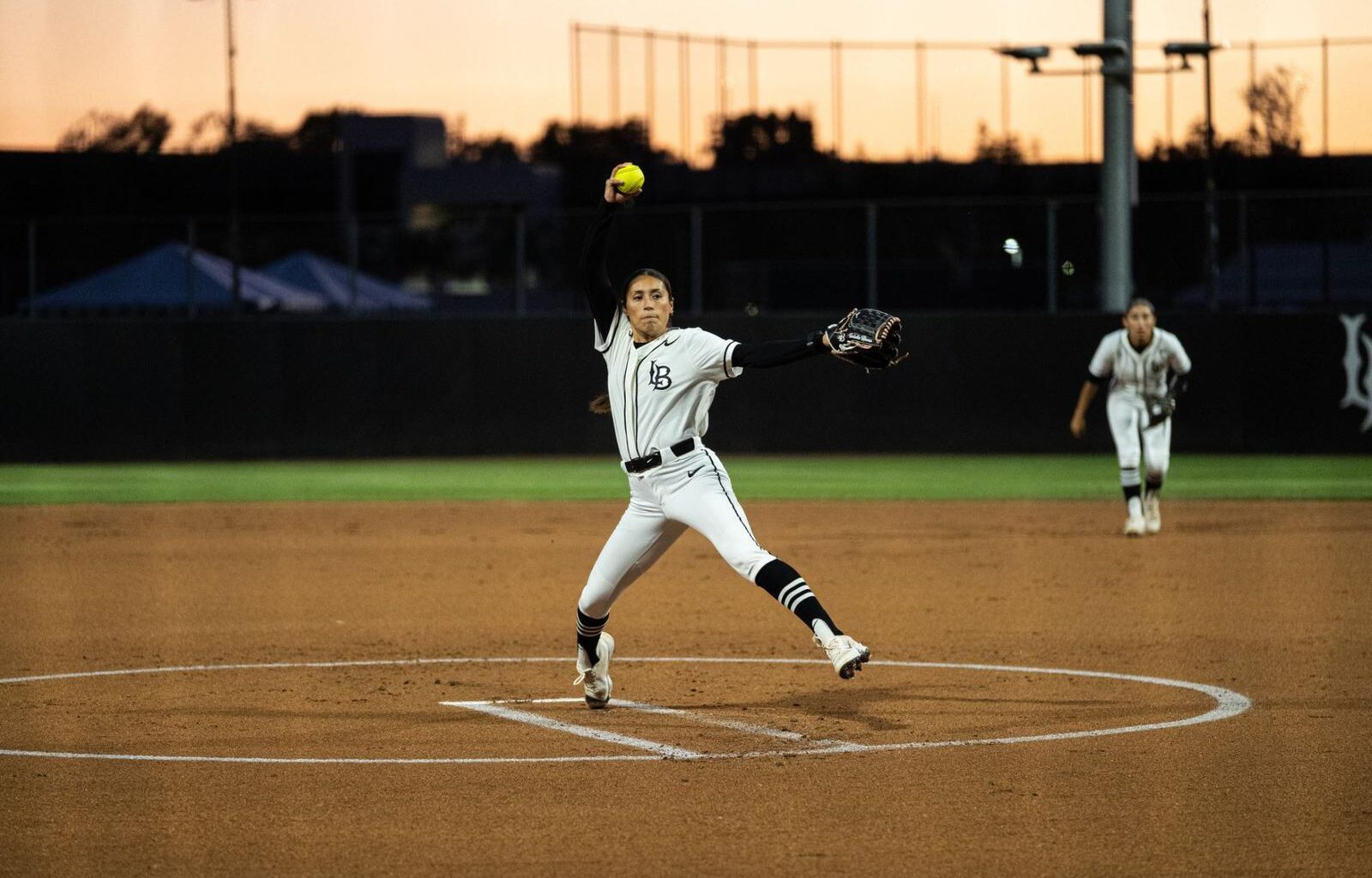 Isabella Alonso, Nina Sepulveda Claim Big West Weekly Awards