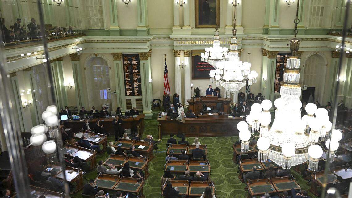 Unions back bills to raise corporate taxes in California