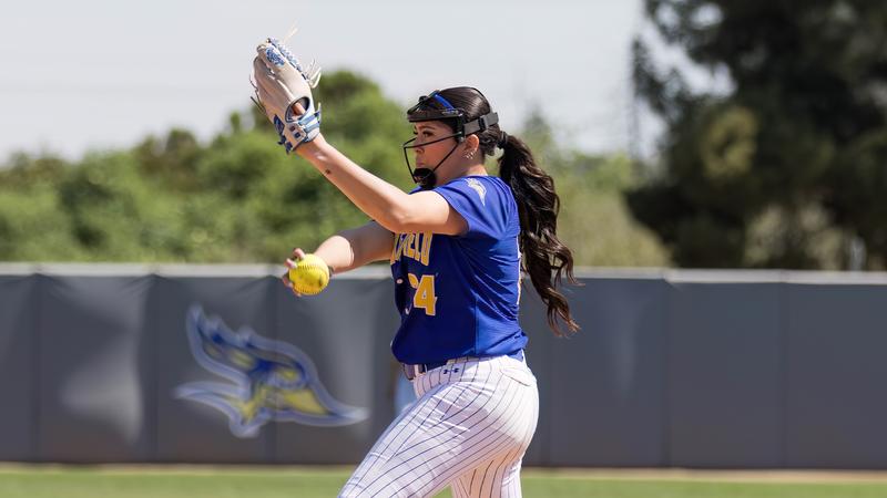 Saldana Wins Freshman of the Week