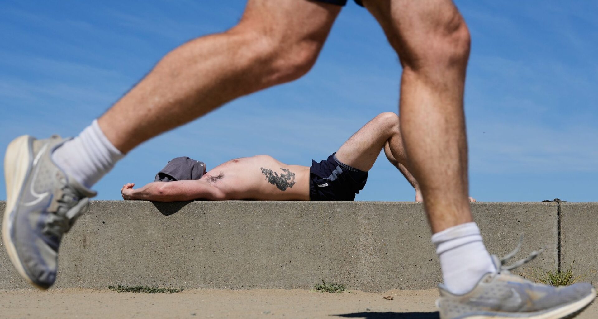 Photos show Bay Area sizzling as unseasonable warmth grips the US West