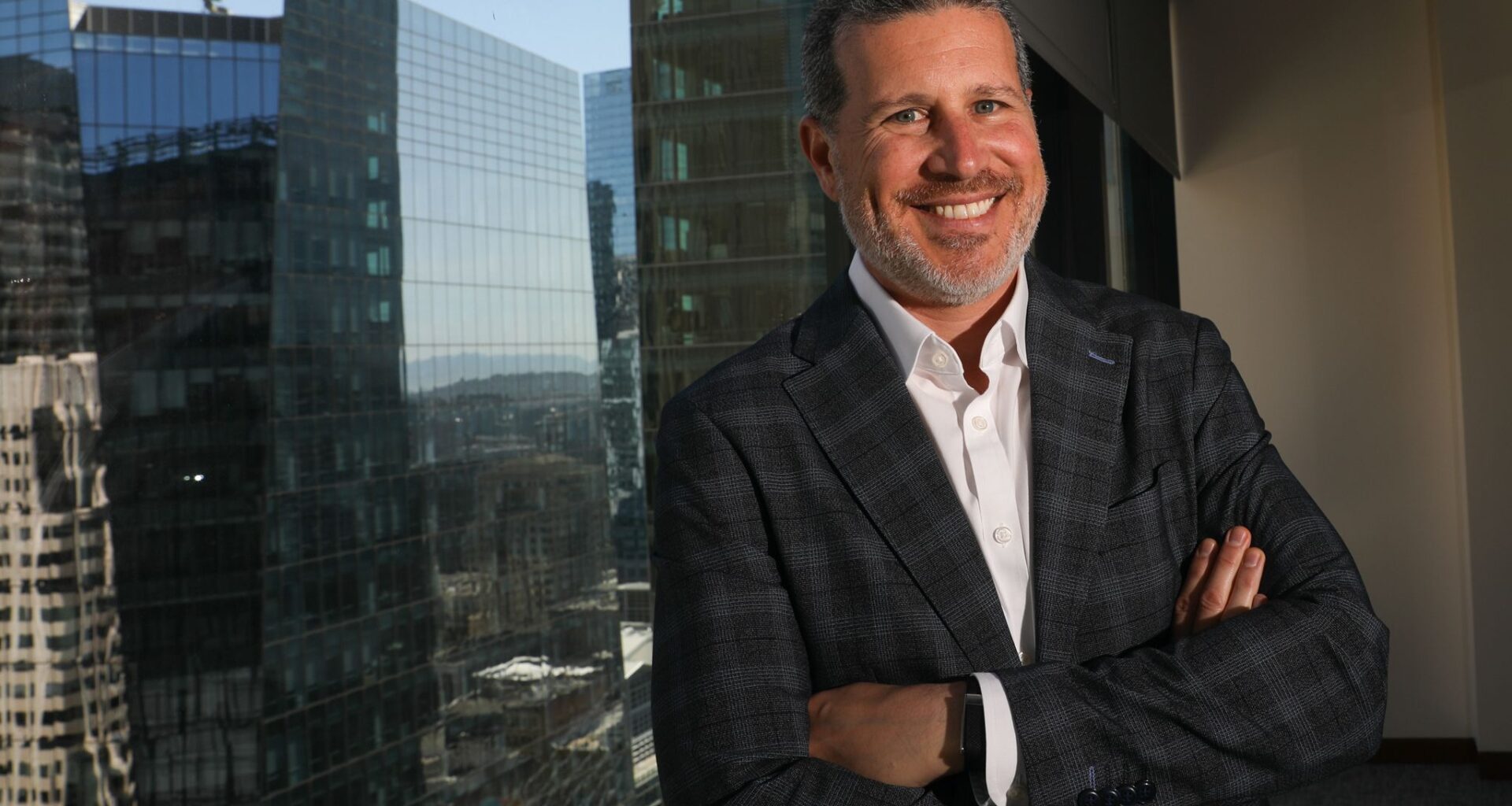 JPMorganChase to hire more Bay Area bankers