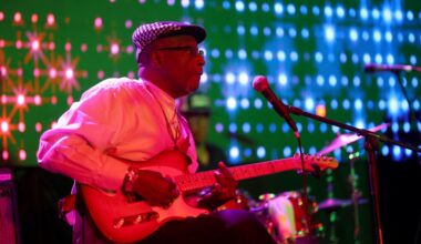 Bay Area blues music artists unite for benefit concert in Oakland