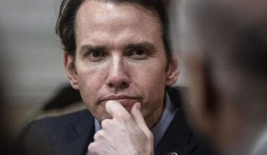 Can Kiley’s No Party bid overcome his Republican record?