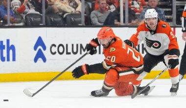 Noah Cates scores on an OT deflection to lift the Flyers past the Ducks, 3-2