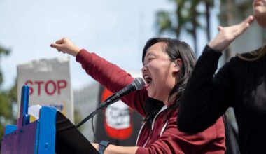 Sacramento rock band CAKE hosts fundraiser for Mai Vang