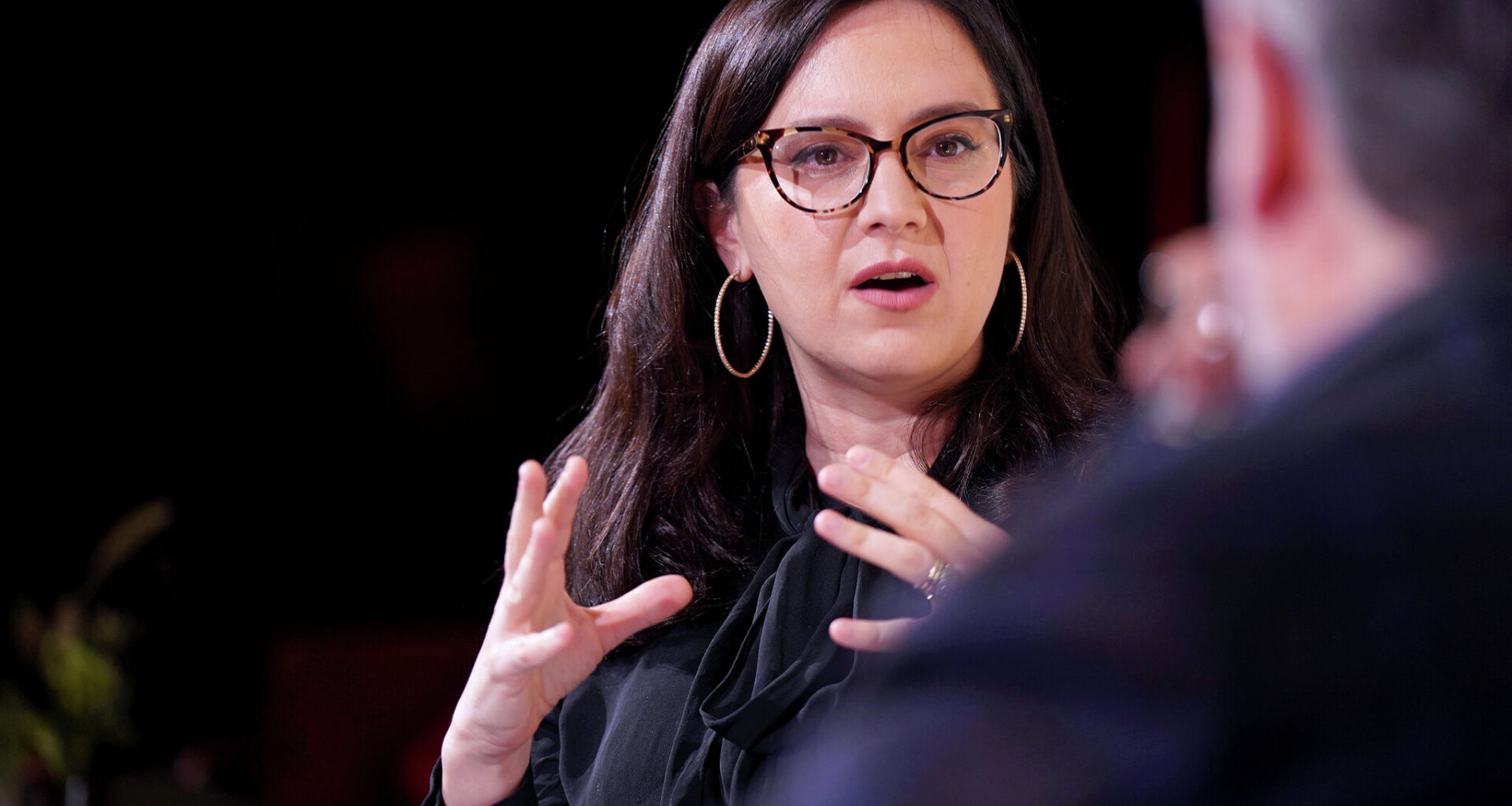 CBS News cuts jobs, ends 100-year radio service