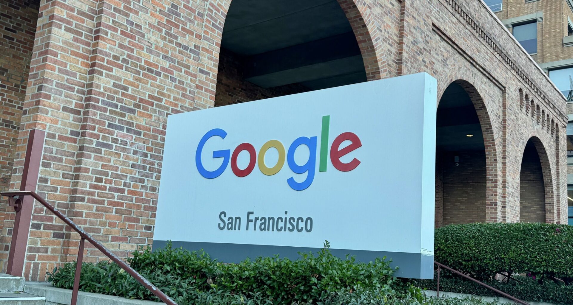 Google internet service outage reports spike in San Francisco