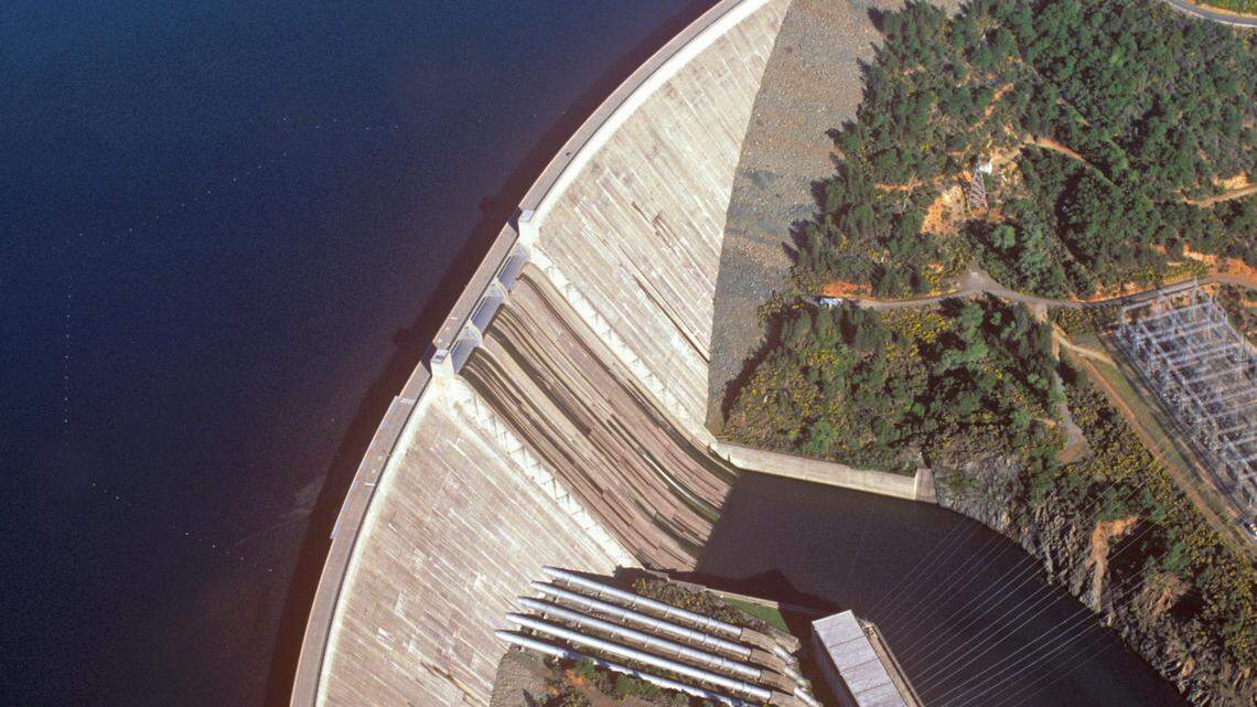 California snowpack nears record-low as money flows for CVP