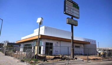 Bank of America replacing Asian restaurant on Cesar Chavez