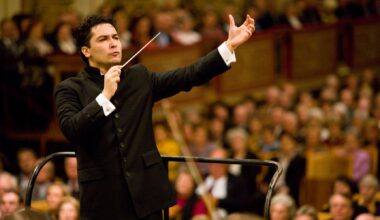 Andrés Orozco-Estrada brings fire — and intrigue — to S.F. Symphony